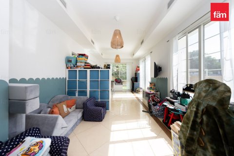 Villa de 3 dormitorios en Dubai, UAE No. 166630 7