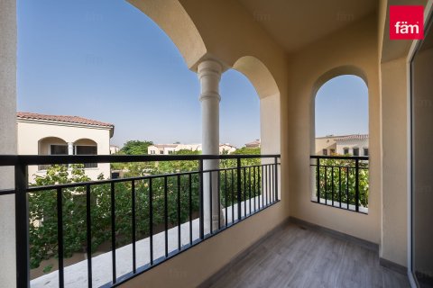 Villa de 3 dormitorios en Dubai, UAE No. 166631 7