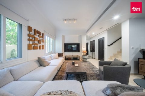Villa de 3 dormitorios en Dubai, UAE No. 166631 12