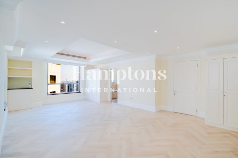 Duplex de 4 dormitorios en Jumeirah Beach Residence, UAE No. 168411 8