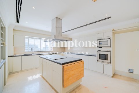 Duplex de 4 dormitorios en Jumeirah Beach Residence, UAE No. 168411