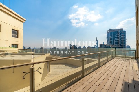 Duplex de 4 dormitorios en Jumeirah Beach Residence, UAE No. 168411 14