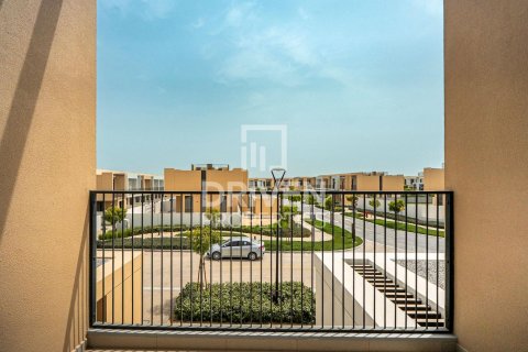 Вилла с 4 спальнями в EMAAR South, ОАЭ №204680 22