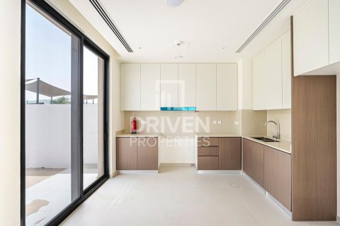 Villa de 4 dormitorios en EMAAR South, UAE No. 204681 19