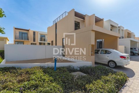 4 غرف نوم فيلا في EMAAR South, الإمارات العربية المتحدة رقم 204682