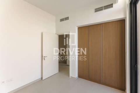 4 غرف نوم فيلا في EMAAR South, الإمارات العربية المتحدة رقم 204682 16