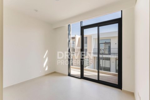 4 غرف نوم فيلا في EMAAR South, الإمارات العربية المتحدة رقم 204682 17