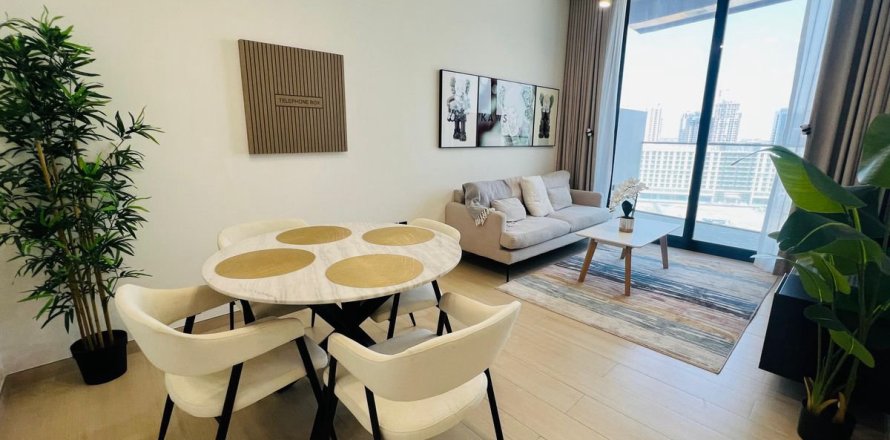 Appartement de 3 chambres à Dubai, UAE No. 205686
