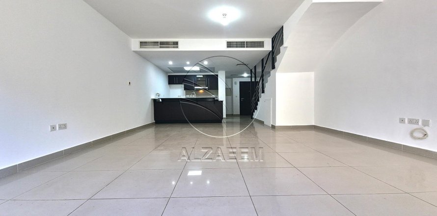 Villa de 3 dormitorios en Al Reef, UAE No. 90091