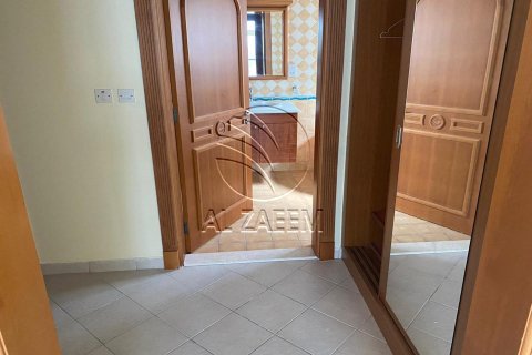Villa de 5 dormitorios en Marina Village, UAE No. 90093 17