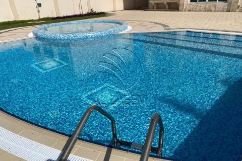 Villa de 5 dormitorios en Marina Village, UAE No. 90093 10
