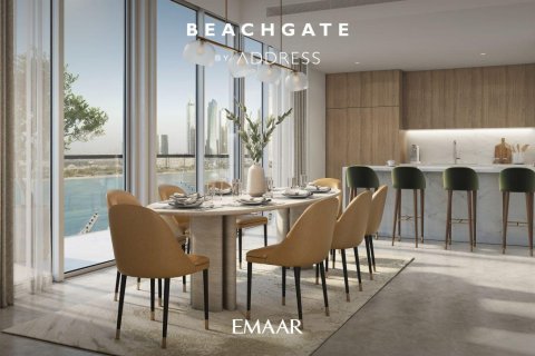 Квартира с 3 спальнями в EMAAR Beachfront, ОАЭ №137527 11