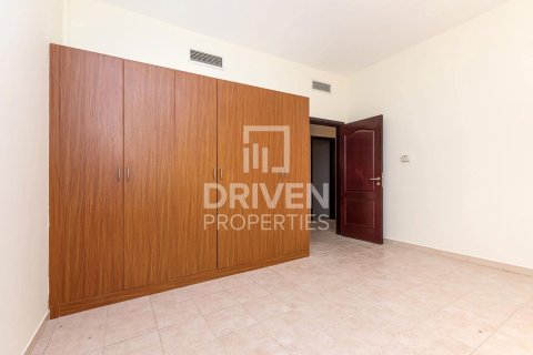 Edificio de 1005.68m² en Dubai Investment Park, UAE No. 191276 11