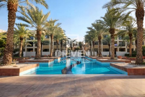 Edificio de 1005.68m² en Dubai Investment Park, UAE No. 191276 19