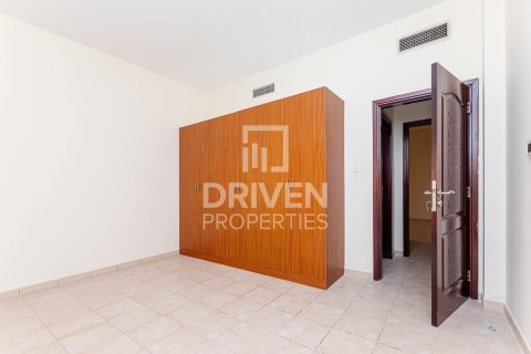 Edificio de 1005.68m² en Dubai Investment Park, UAE No. 191276 10