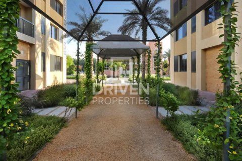 Edificio de 1005.68m² en Dubai Investment Park, UAE No. 191274 14