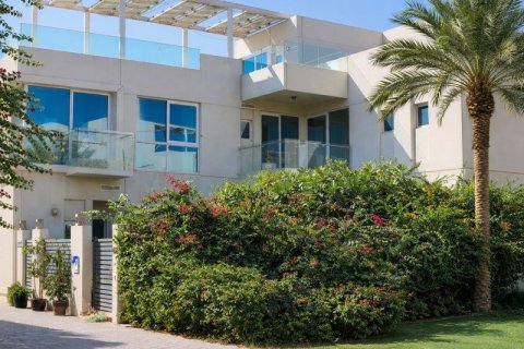 4 bedrooms Villa in The Sustainable City, UAE No. 148897 4