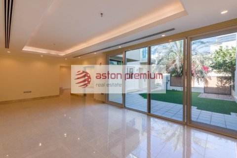 4 bedrooms Villa in The Sustainable City, UAE No. 148897