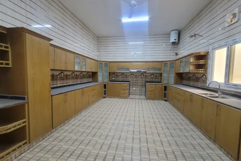 Villa de 6 dormitorios en As Sib, Oman No. 108496 4