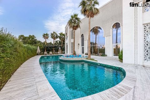 Villa de 5 chambres  No. 125927 2