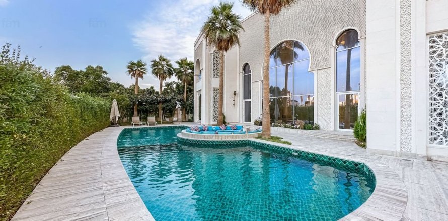 Villa de 5 chambres  No. 125927