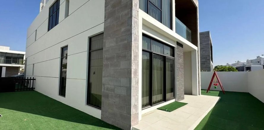 Villa de 5 chambres  No. 125931