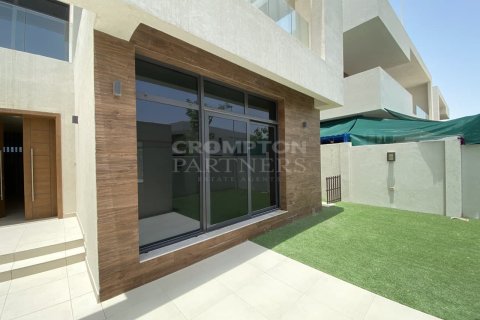 5 bedrooms Villa on the Yas Island, UAE No. 83203 6