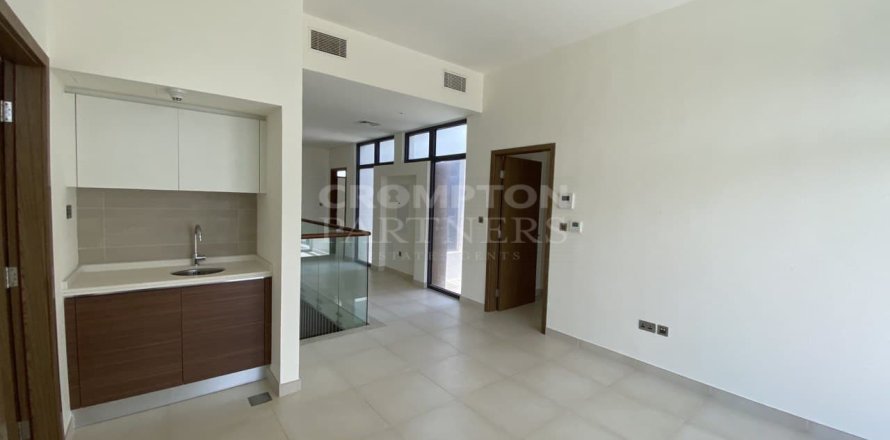 5 bedrooms Villa on the Yas Island, UAE No. 83203