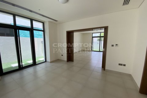 5 bedrooms Villa on the Yas Island, UAE No. 83203 4