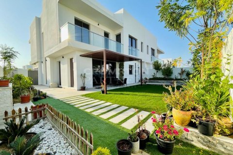 4 bedrooms Villa on the Yas Acres, UAE No. 83204 1