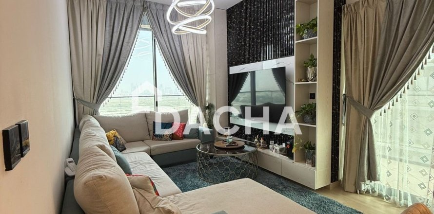 Apartment de 2 dormitorios en District 10, UAE No. 164759
