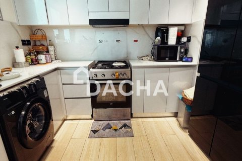 Apartment de 2 dormitorios en District 10, UAE No. 164759 11