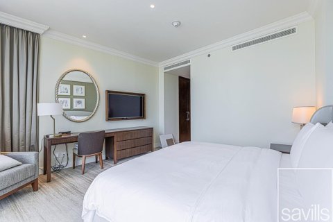 Квартира с 3 спальнями в The Address Residence Fountain Views, ОАЭ №136676 13