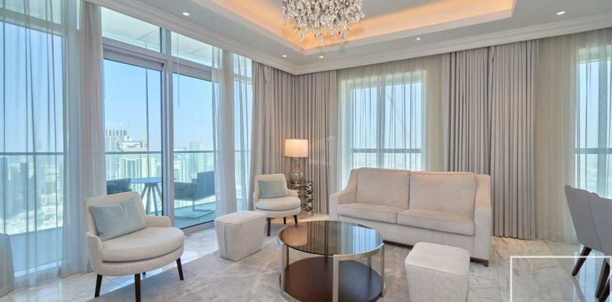 Квартира с 3 спальнями в The Address Residence Fountain Views, ОАЭ №136677