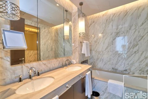 Квартира с 3 спальнями в The Address Residence Fountain Views, ОАЭ №136677 13