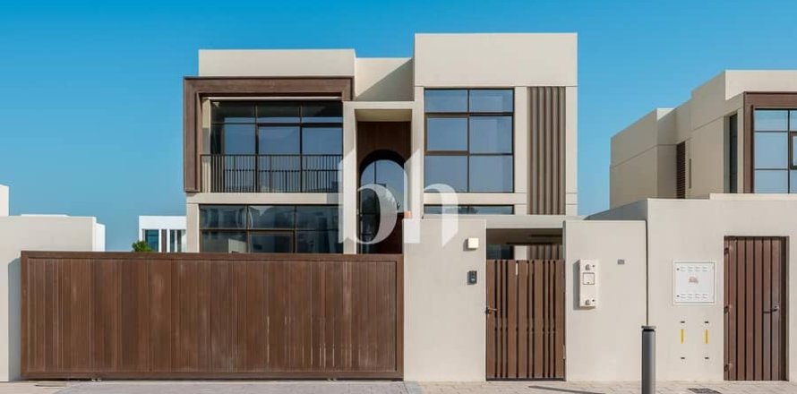 Вилла с 4 спальнями  №112964