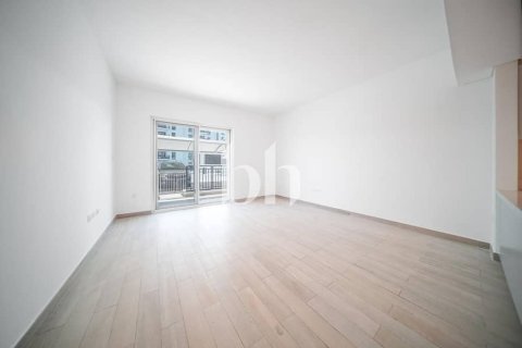 Квартира с 3 спальнями  №112963 3