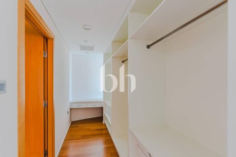 Квартира с 4 спальнями  №112960 4