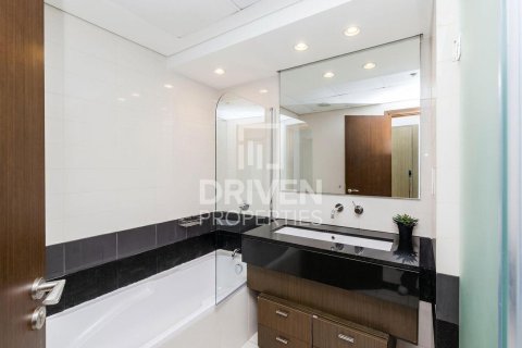 Apartment de 2 dormitorios en The Lofts, UAE No. 190148 13