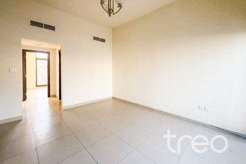 Villa de 4 dormitorios en Mohammed Bin Rashid City, UAE No. 174154 8