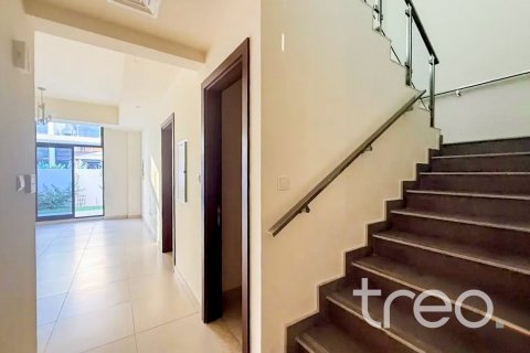Villa de 4 dormitorios en Mohammed Bin Rashid City, UAE No. 174154 10