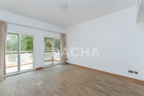 Вилла с 5 спальнями в Meadows, ОАЭ №155808 12