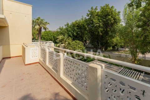 Вилла с 5 спальнями в Meadows, ОАЭ №155808 7