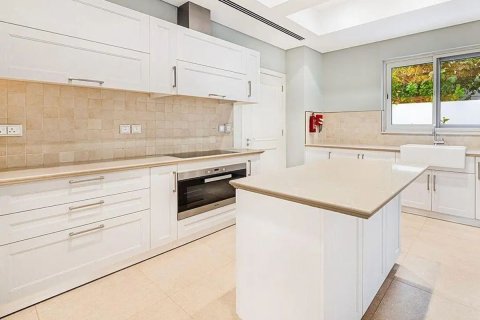 Вилла с 4 спальнями №128420 7