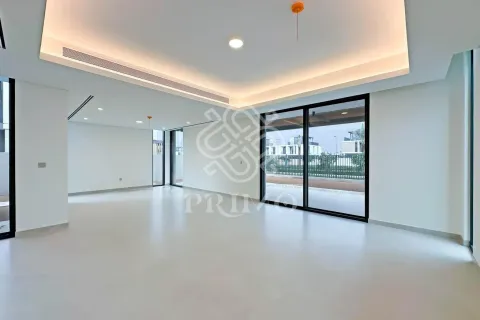 4 bedrooms Villa in Palm Jumeirah, UAE No. 164049 6