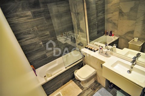 3 bedrooms Apartment in Al Jaz, UAE No. 155849 9