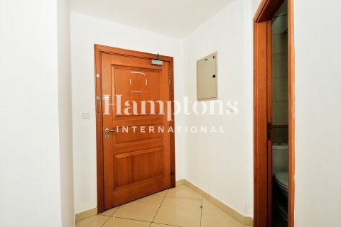 Квартира с 2 спальнями в The Address Dubai Marina, ОАЭ №156516 5