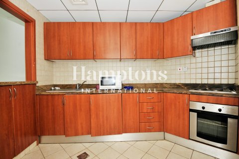 Квартира с 2 спальнями в The Address Dubai Marina, ОАЭ №156516 10