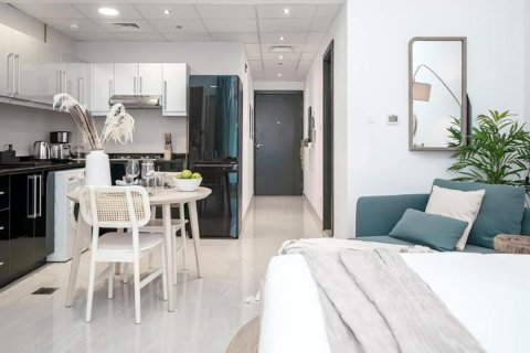 Studio Apartment in Business Bay, UAE No. 95588 7