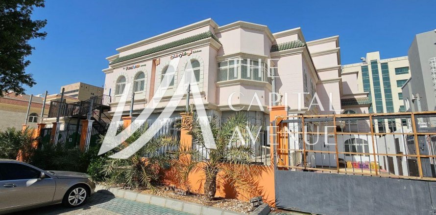 Studio Villa in Muroor Area, UAE No. 199605